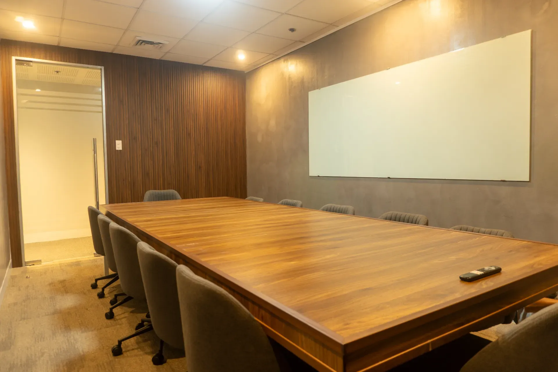 Executive Meeting Room - Image 3